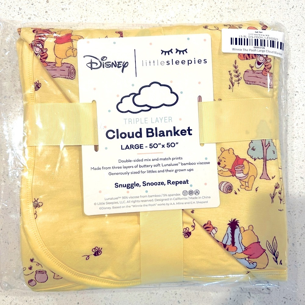 Winnie the Pooh Cloud Blanket (Little Sleepies)